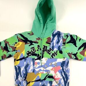 Men’s Jeff Staple pigeon/multicolored hoodie
Size S(fits like a M)NWT’s Archive
